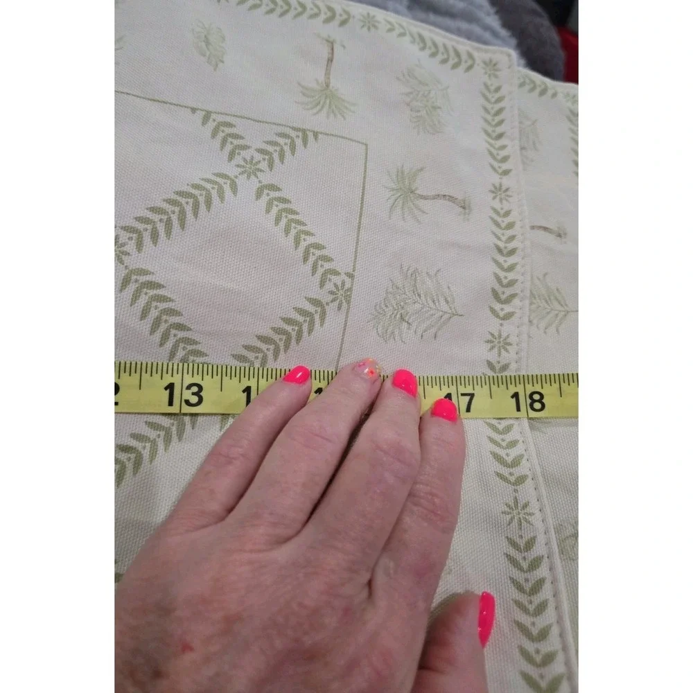 Set of 8 Tropical Palm Tree Botanical Leaf Green Cream Rectangular Placemats
